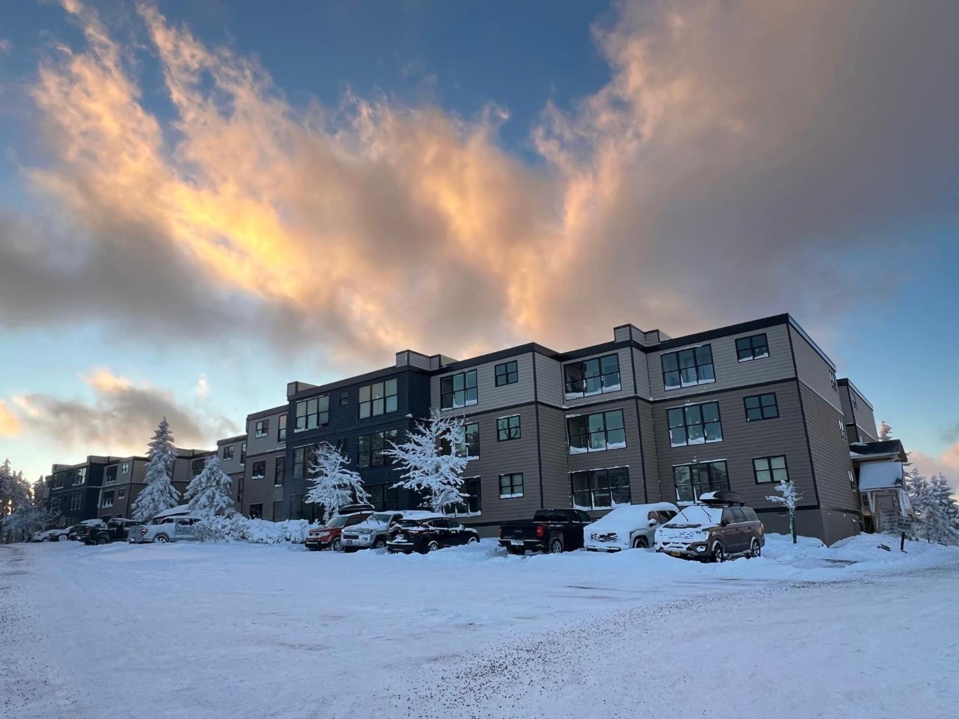 Snowcrest Condo Walking Distance To Slopes Snowshoe Exterior photo